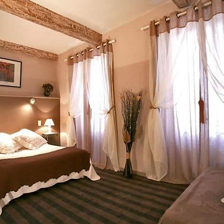 La Garbure Hotel Chateauneuf-du-Pape Bagian luar foto